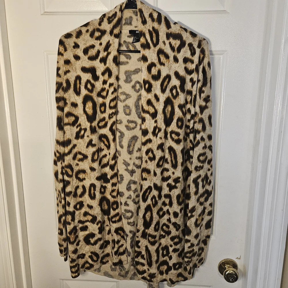 H&M Leopard Print Cardigan - Tan and Black - Picture 1 of 8